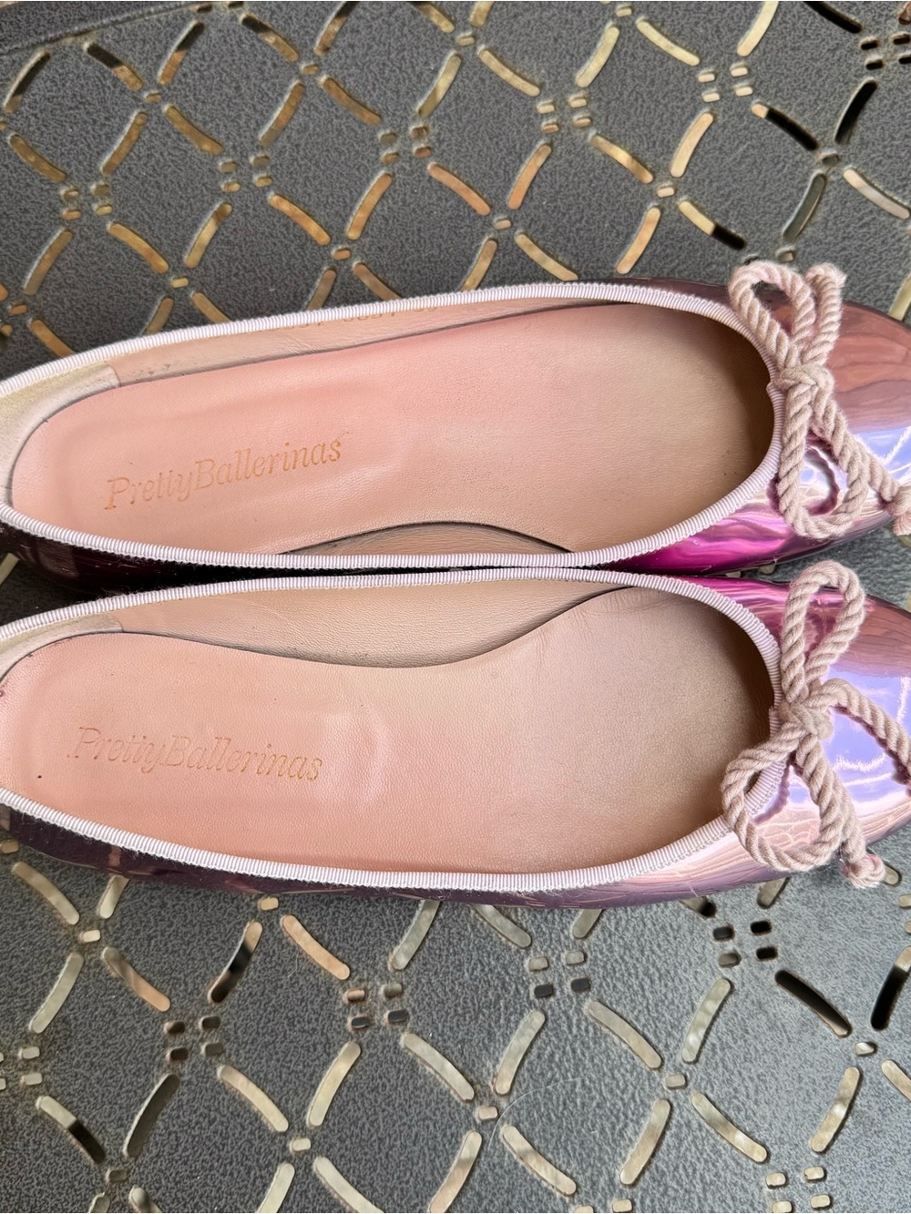 Pretty Ballerinas Iridescent Lilac Ballet Flats with Rope Bow - Picture 5 of 10